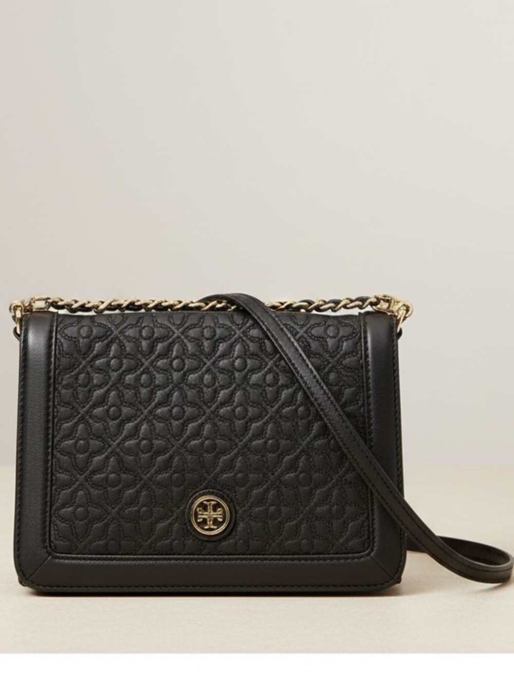 Tory Burch Fleming Quilted Leather Crossbody Shoulder Bag Black EUC Dust Bag - Picture 11 of 13
